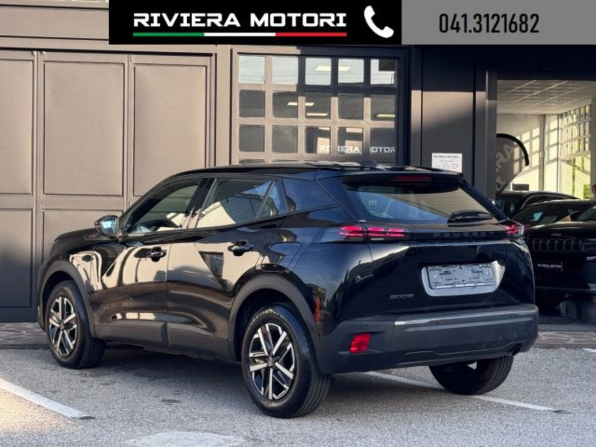 Peugeot 2008 1.2 hybrid Style 145cv e-dcs6 (9)