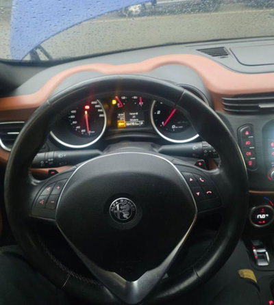 Alfa Romeo Giulietta 2.0 JTDm Super 175cv tct (11)