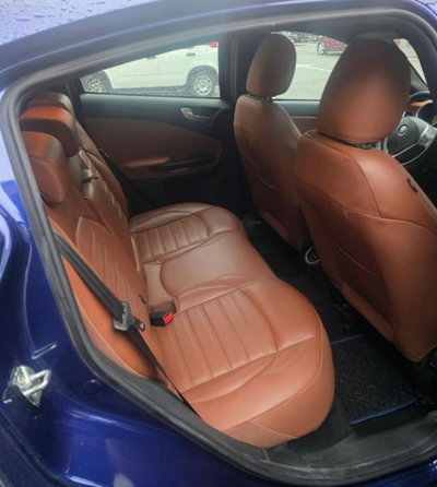 Alfa Romeo Giulietta 2.0 JTDm Super 175cv tct (7)