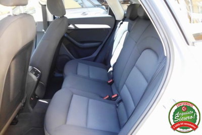 Audi Q3 2.0 TDI 120 CV S tronic Sport (10)