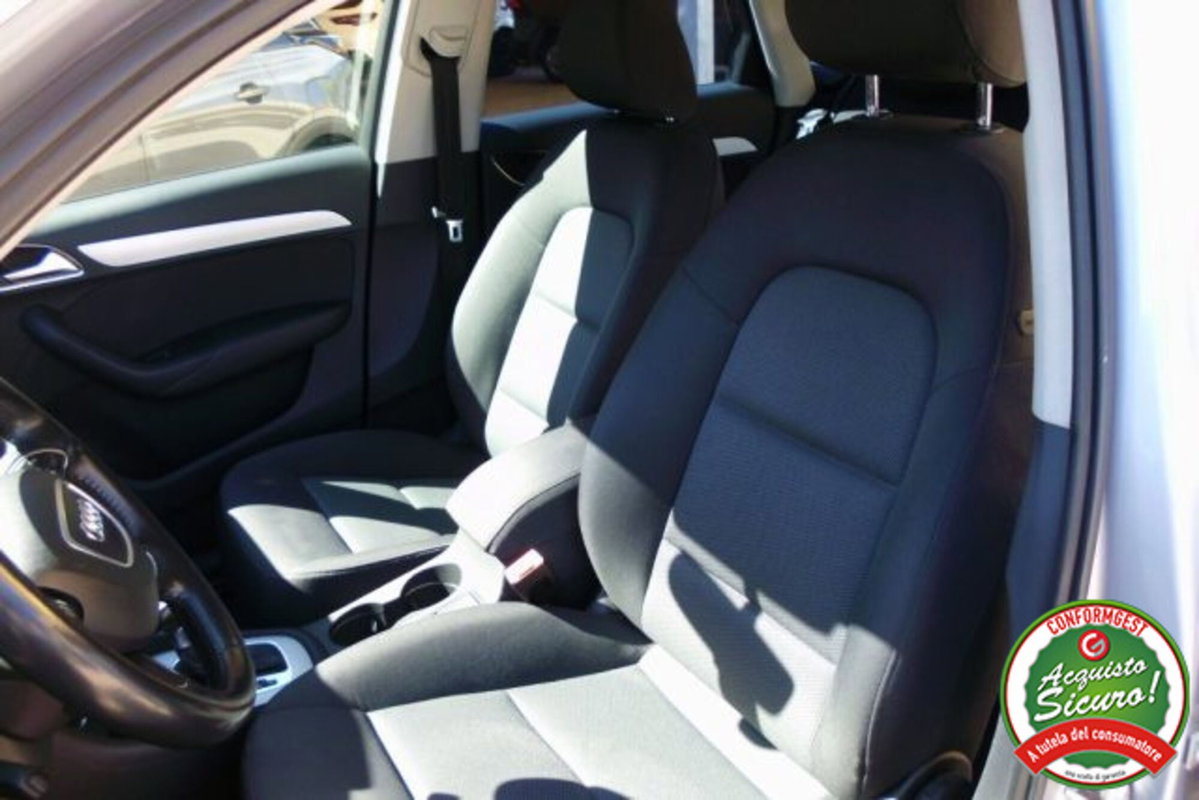 Audi Q3 2.0 TDI 120 CV S tronic Sport (11)