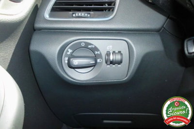 Audi Q3 2.0 TDI 120 CV S tronic Sport (17)