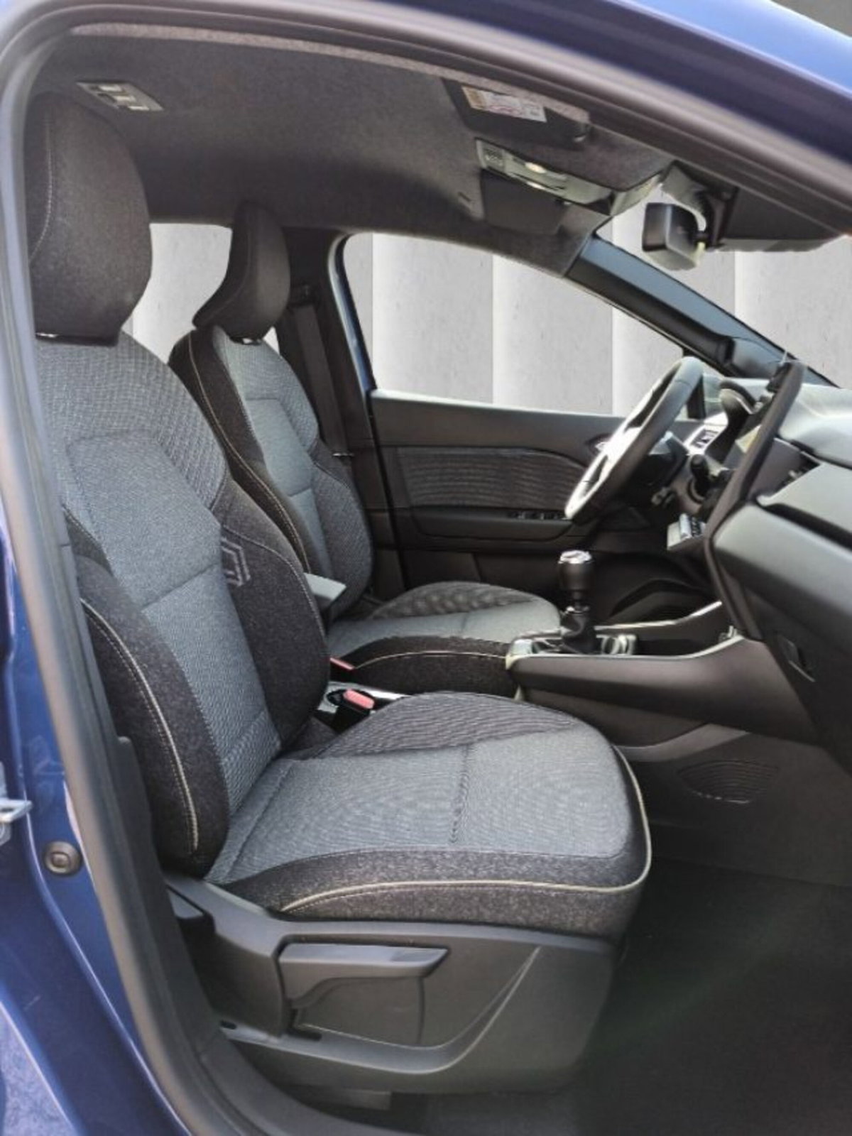Renault Captur 1.2 eco-g Techno 120cv (11)