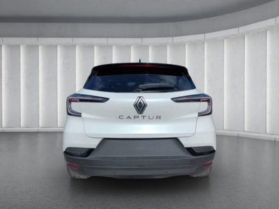Renault Captur 1.2 eco-g Techno 120cv (6)