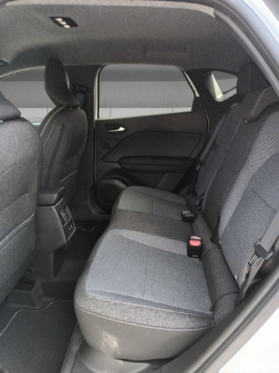 Renault Captur 1.2 eco-g Techno 120cv (9)