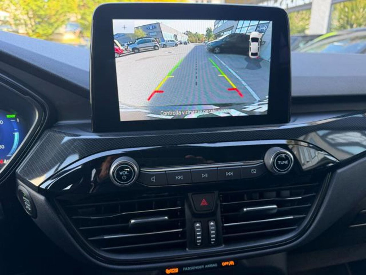 Ford Kuga 2.5 Full Hybrid 190 CV CVT 2WD ST-Line Design (10)