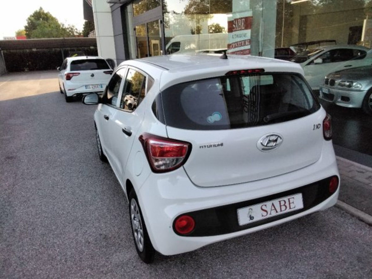 Hyundai i10 1.0 MPI Prime (11)