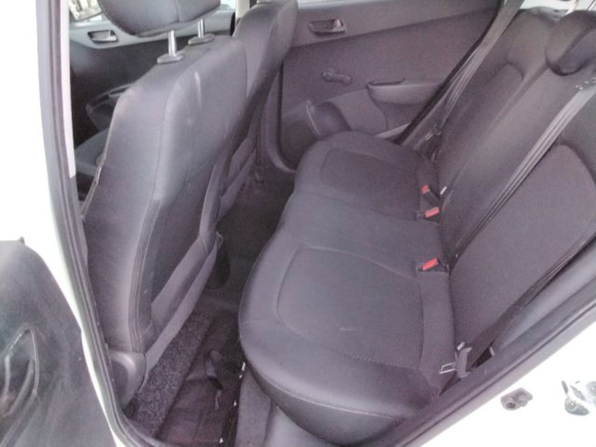 Hyundai i10 1.0 MPI Prime (13)