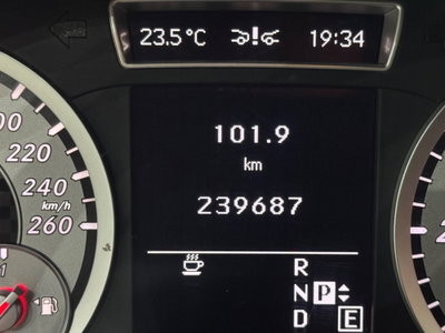 Mercedes-Benz Classe A 200 CDI Premium (12)