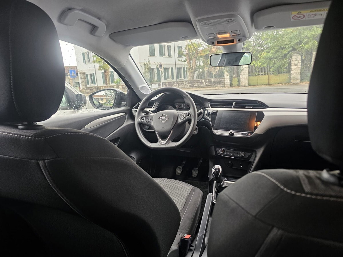 Opel Corsa 1.2 Elegance (11)