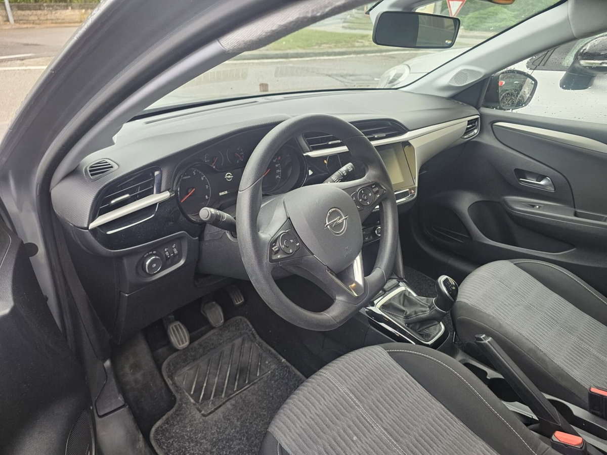 Opel Corsa 1.2 Elegance (8)