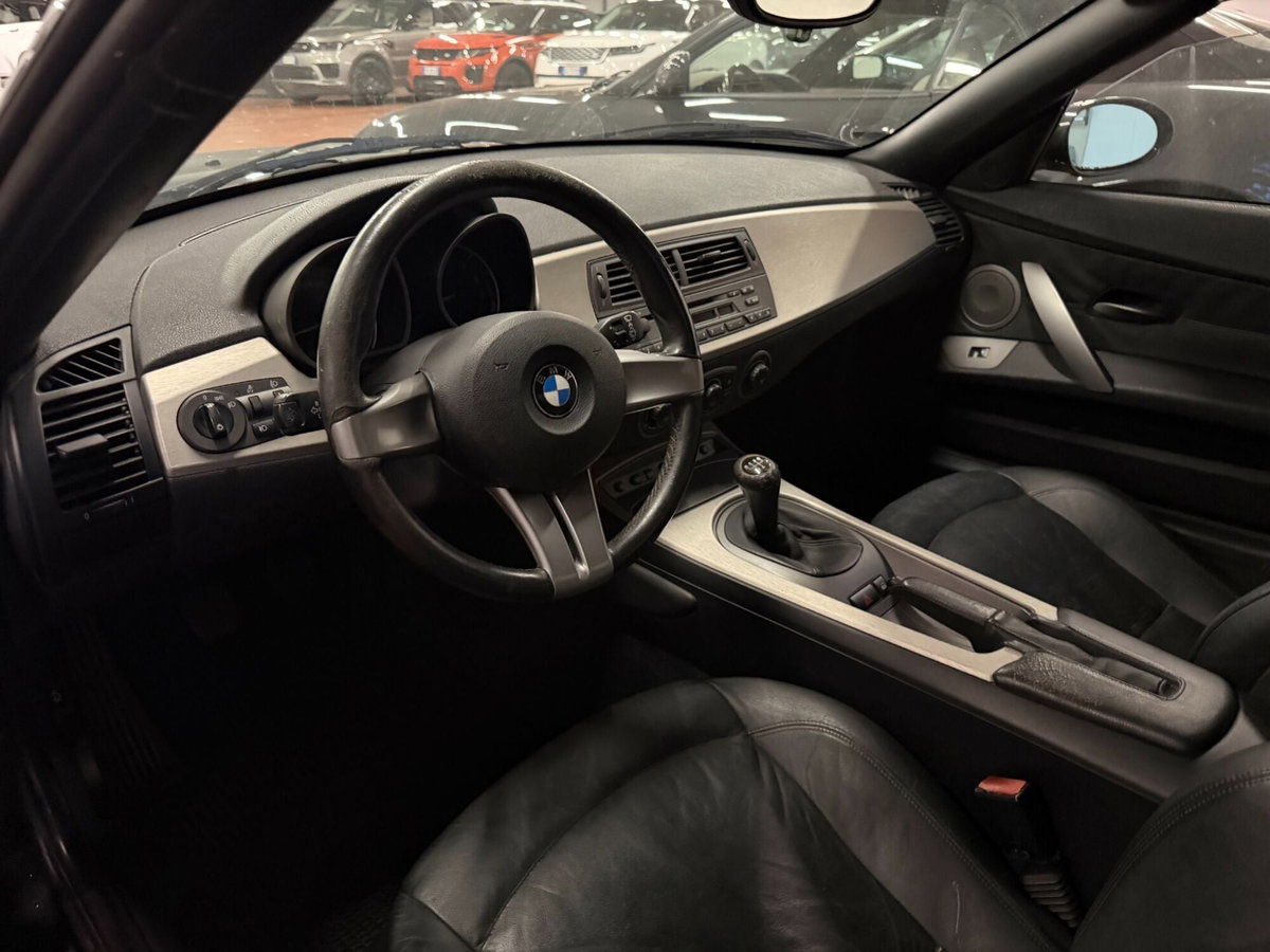 BMW Z4 Cabrio Z4 2.2i cat Roadster (5)