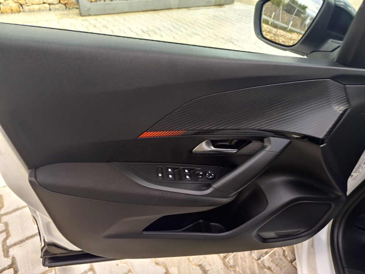 Peugeot 2008 BlueHDi 110 S&S Active Pack (15)