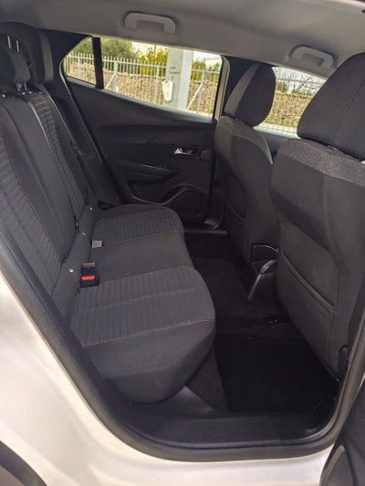 Peugeot 2008 BlueHDi 110 S&S Active Pack (16)