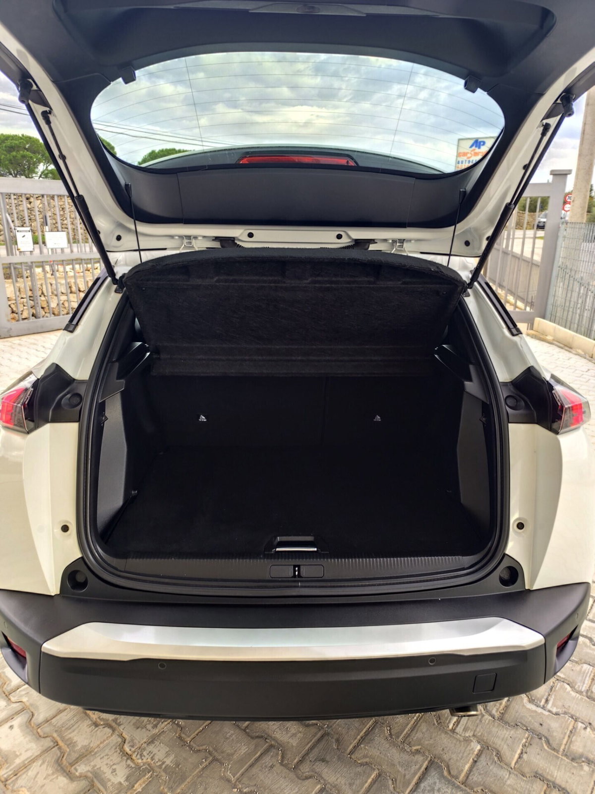 Peugeot 2008 BlueHDi 110 S&S Active Pack (19)