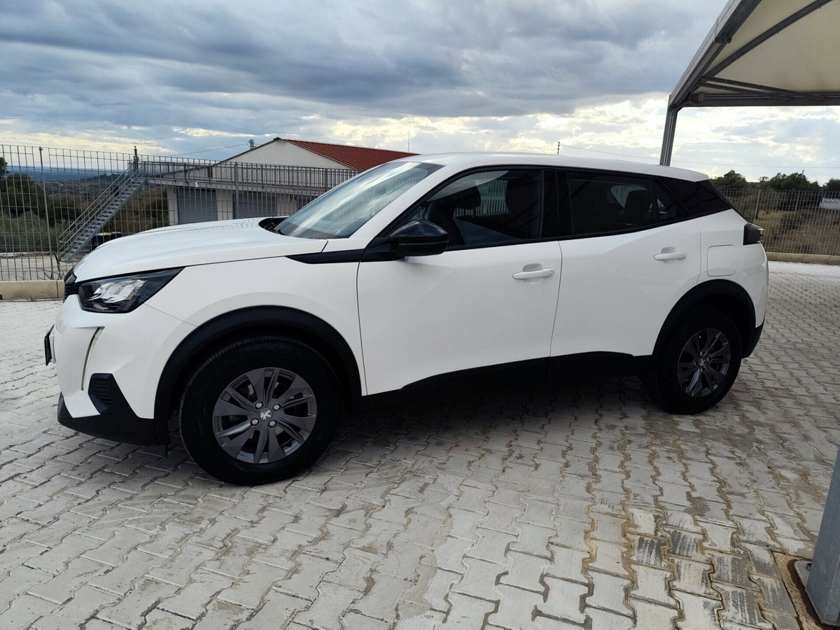 Peugeot 2008 BlueHDi 110 S&S Active Pack (5)