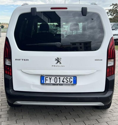 Peugeot Rifter BlueHDi 130 S&S EAT8 GT Line Standard (10)