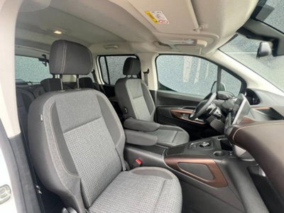 Peugeot Rifter BlueHDi 130 S&S EAT8 GT Line Standard (15)