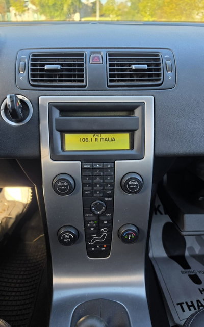 Volvo V50 2.0 D cat Summum (16)