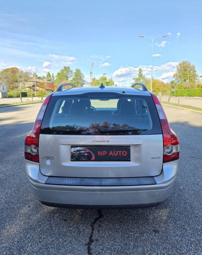 Volvo V50 2.0 D cat Summum (5)