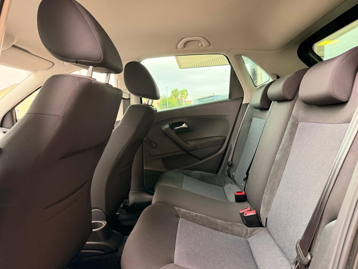 Volkswagen Polo 1.2 5 porte United (14)