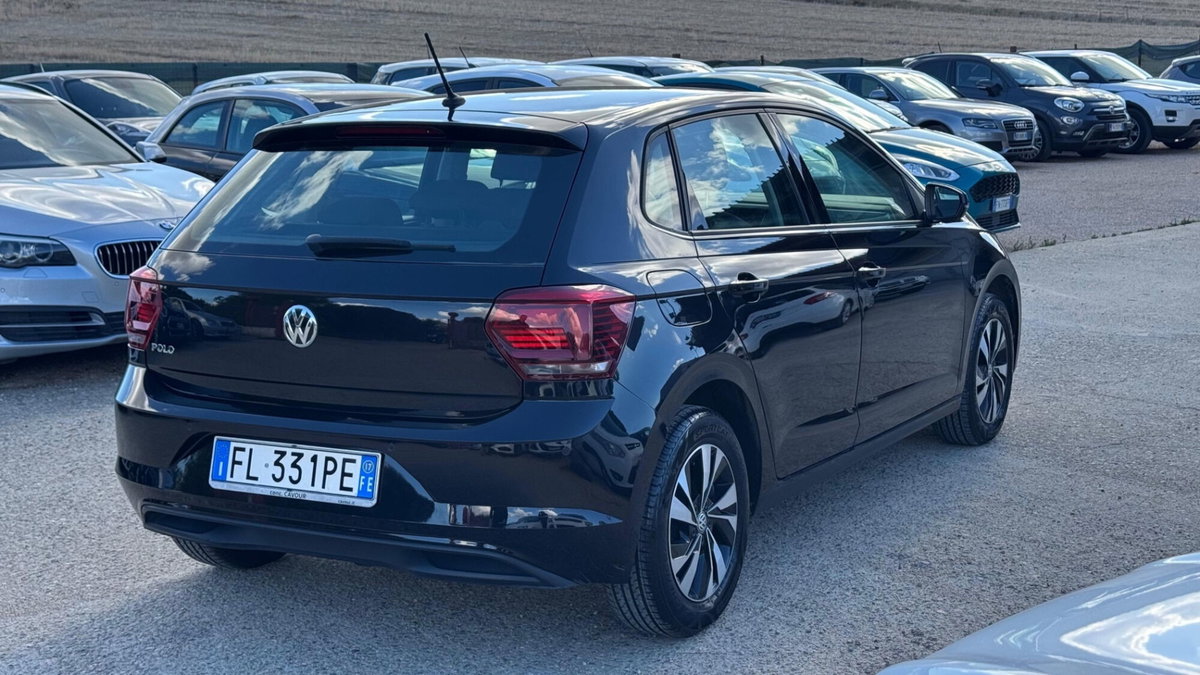 Volkswagen Polo 1300i cat GT (12)