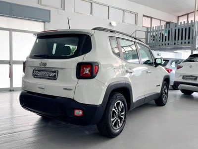 Jeep Renegade 1.6 Mjt 120 CV Limited (5)