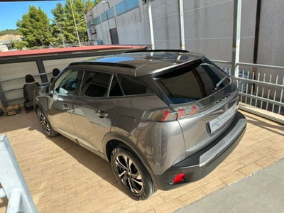 Peugeot 2008 PureTech 100 S&S Allure Navi Pack (8)