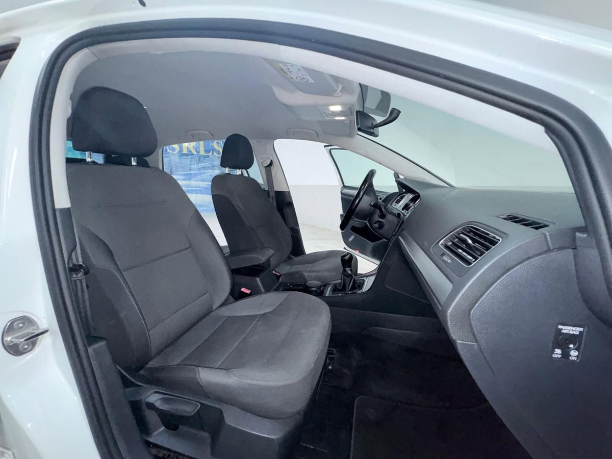 Volkswagen Golf 1.6 TDI 110 CV 5p. Business BlueMotion Technology (10)