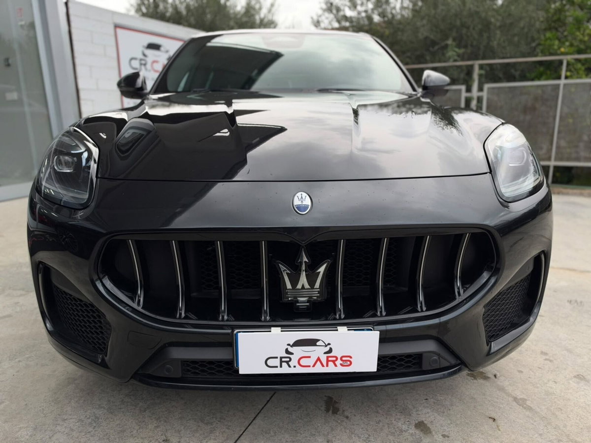 Maserati Grecale 2.0 MHEV 300 CV GT PrimaSerie (2)