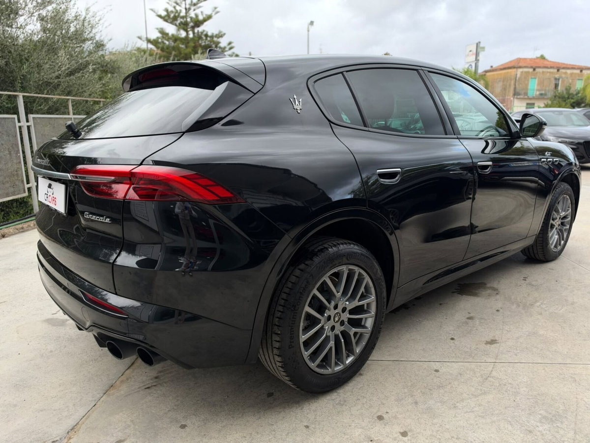 Maserati Grecale 2.0 MHEV 300 CV GT PrimaSerie (4)