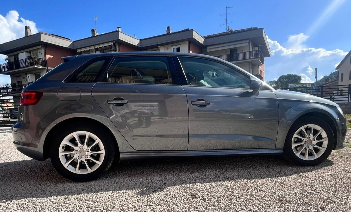 Audi A3 Sportback 1.6 TDI clean diesel quattro Attraction