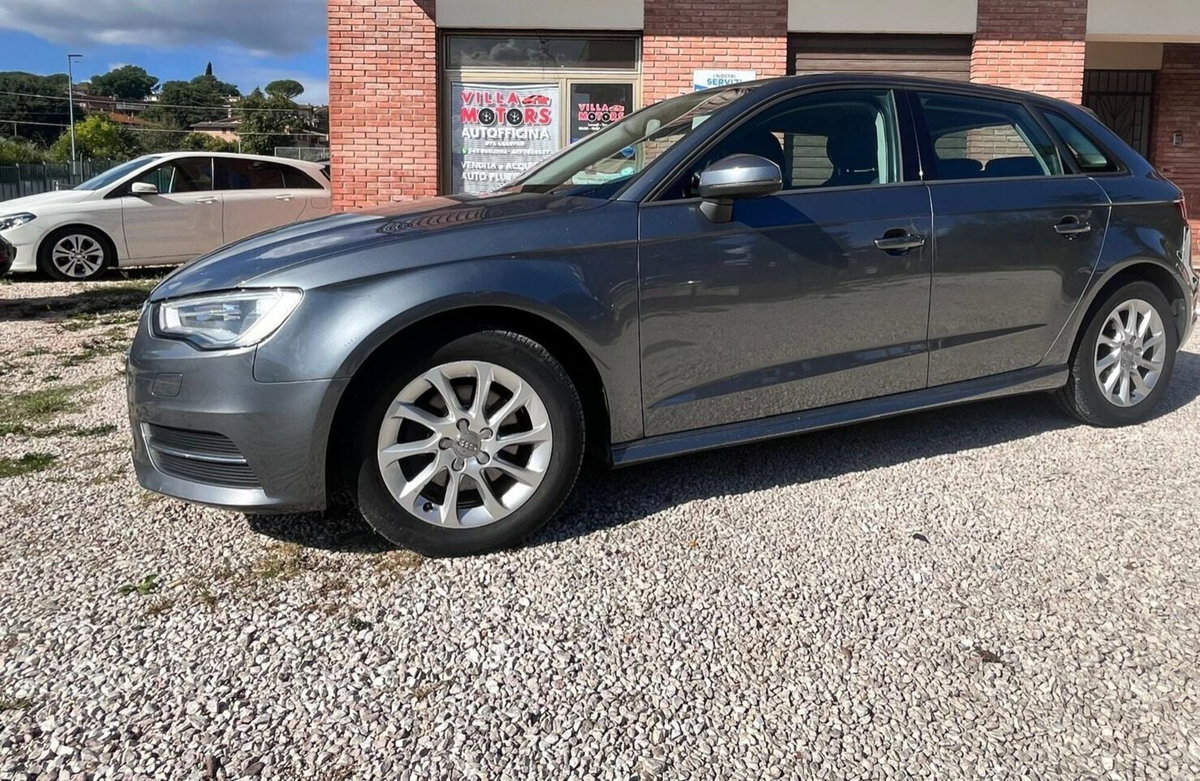 Audi A3 Sportback 1.6 TDI clean diesel quattro Attraction (10)