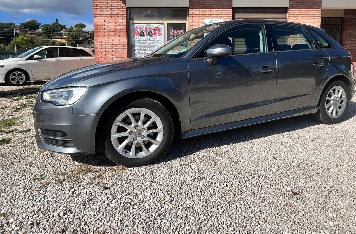 Audi A3 Sportback 1.6 TDI clean diesel quattro Attraction (9)