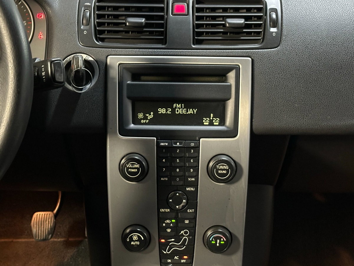 Volvo V50 2.0 D cat Summum (11)
