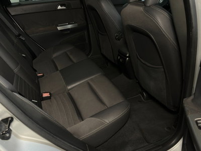 Volvo V50 2.0 D cat Summum (9)