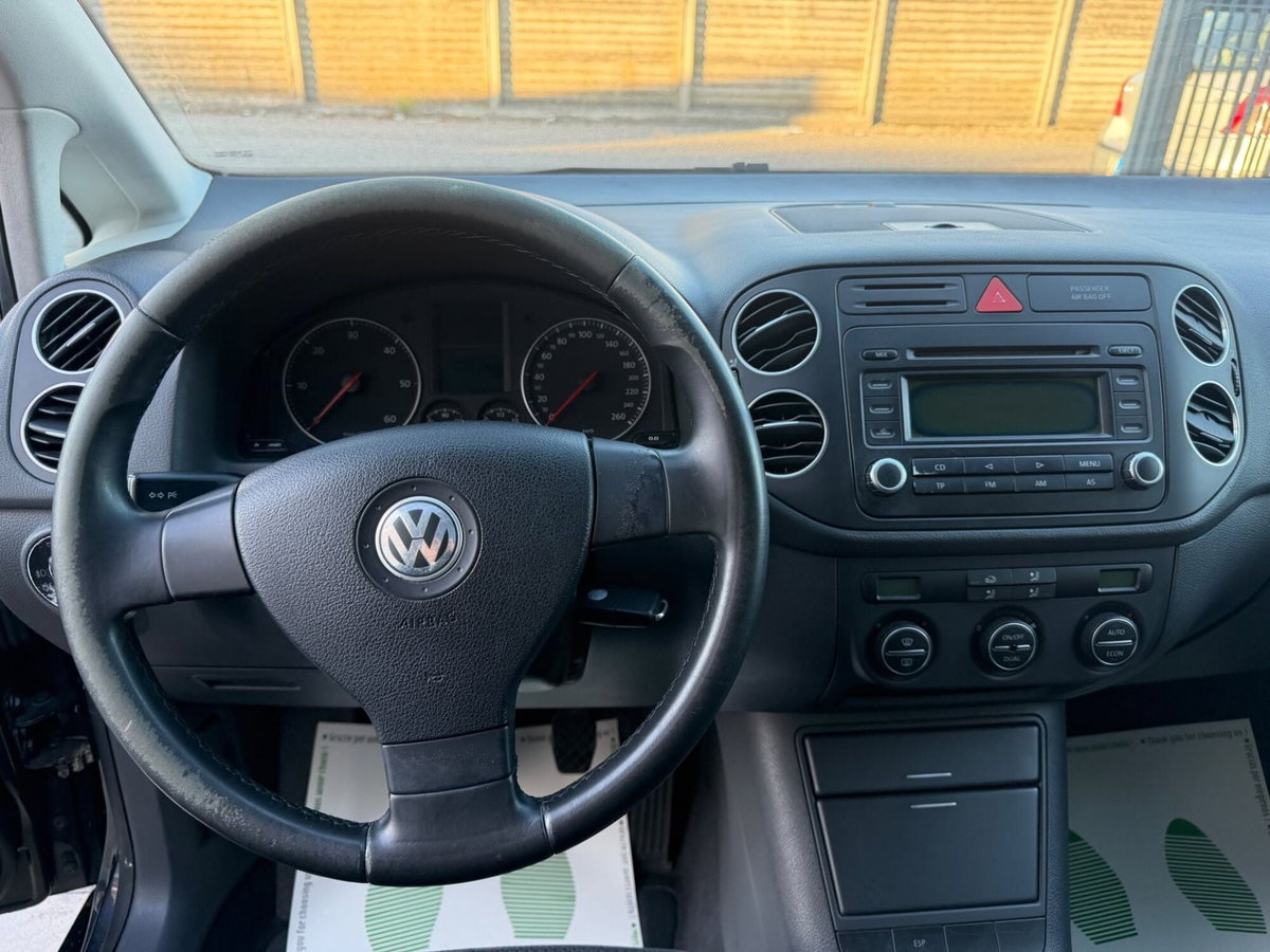 Volkswagen Golf Plus 1.9 TDI Sportline (10)
