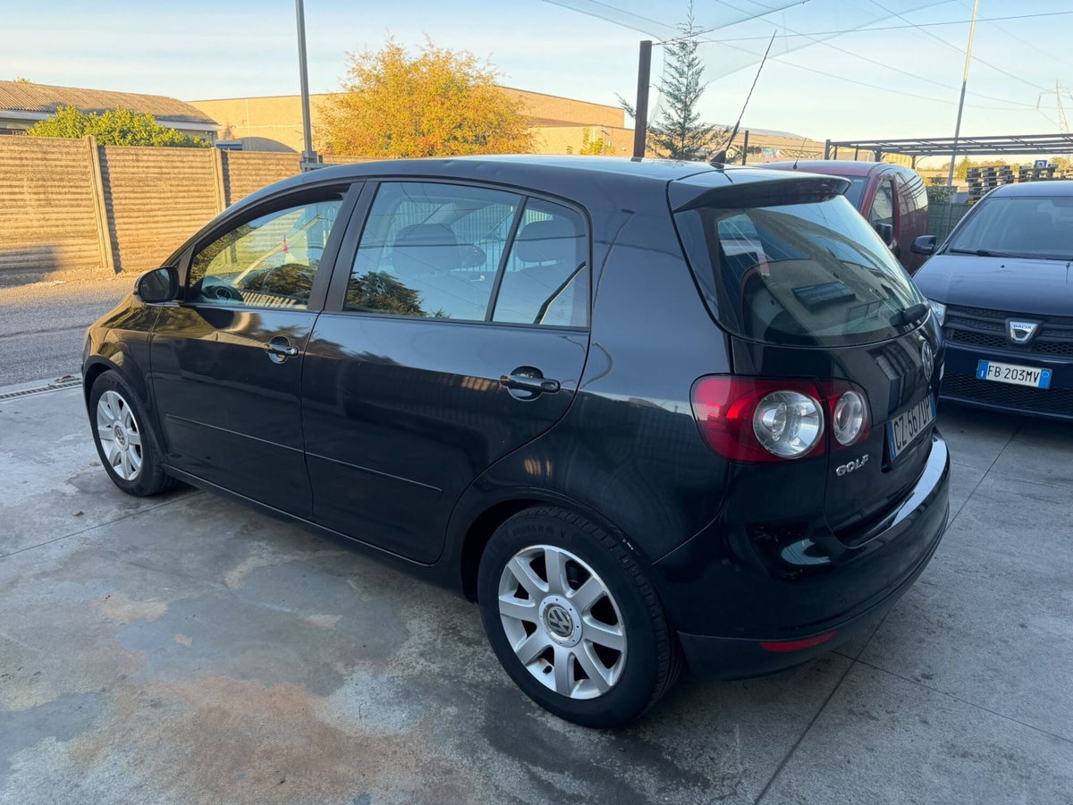 Volkswagen Golf Plus 1.9 TDI Sportline (6)
