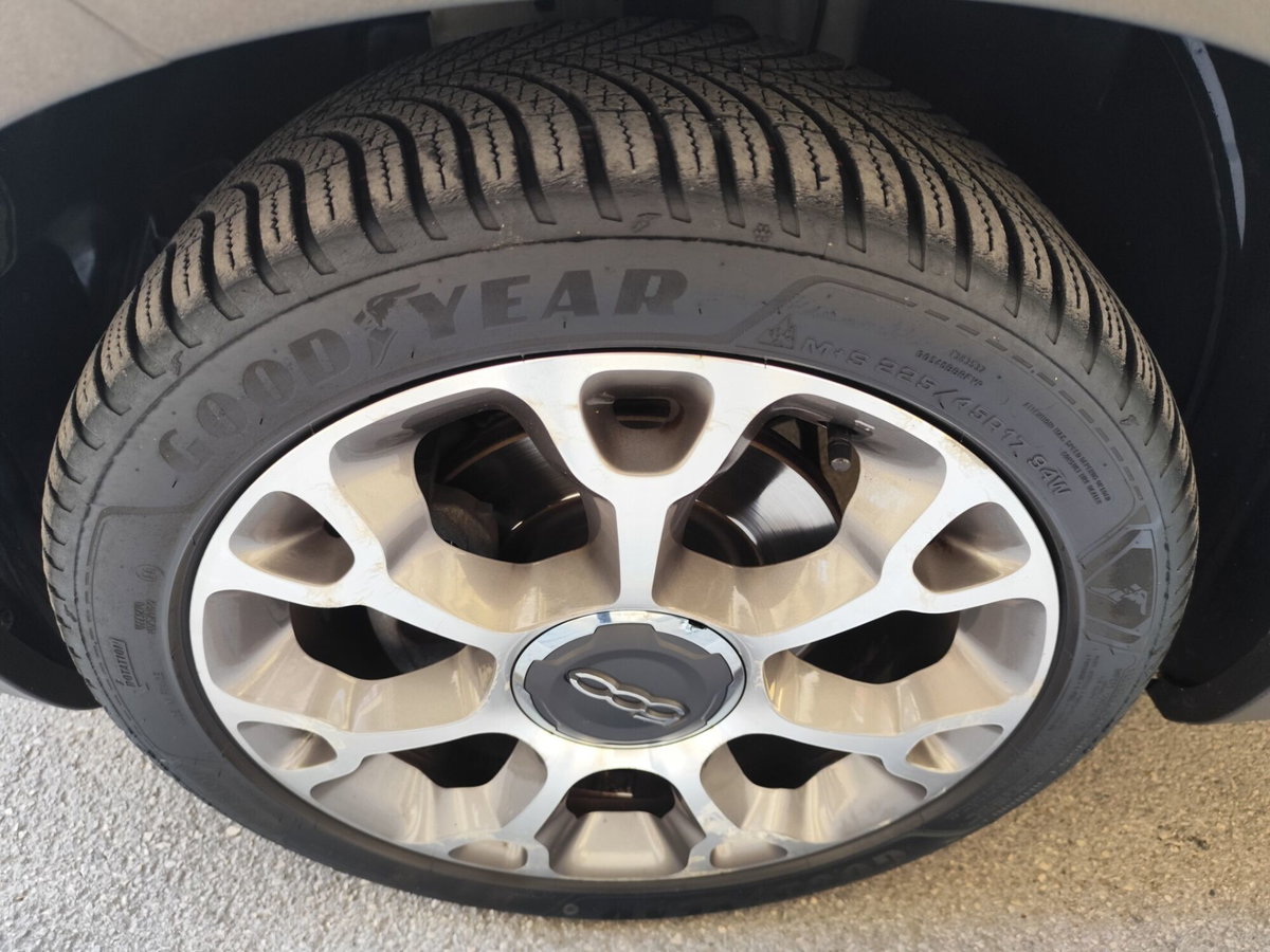 Fiat 500L 1.6 Multijet 105 CV Trekking (10)