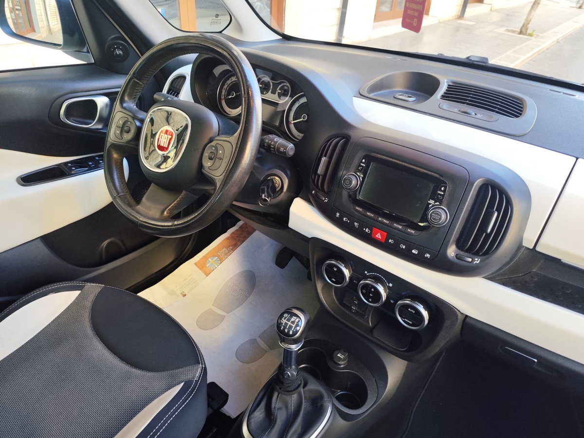 Fiat 500L 1.6 Multijet 105 CV Trekking (20)