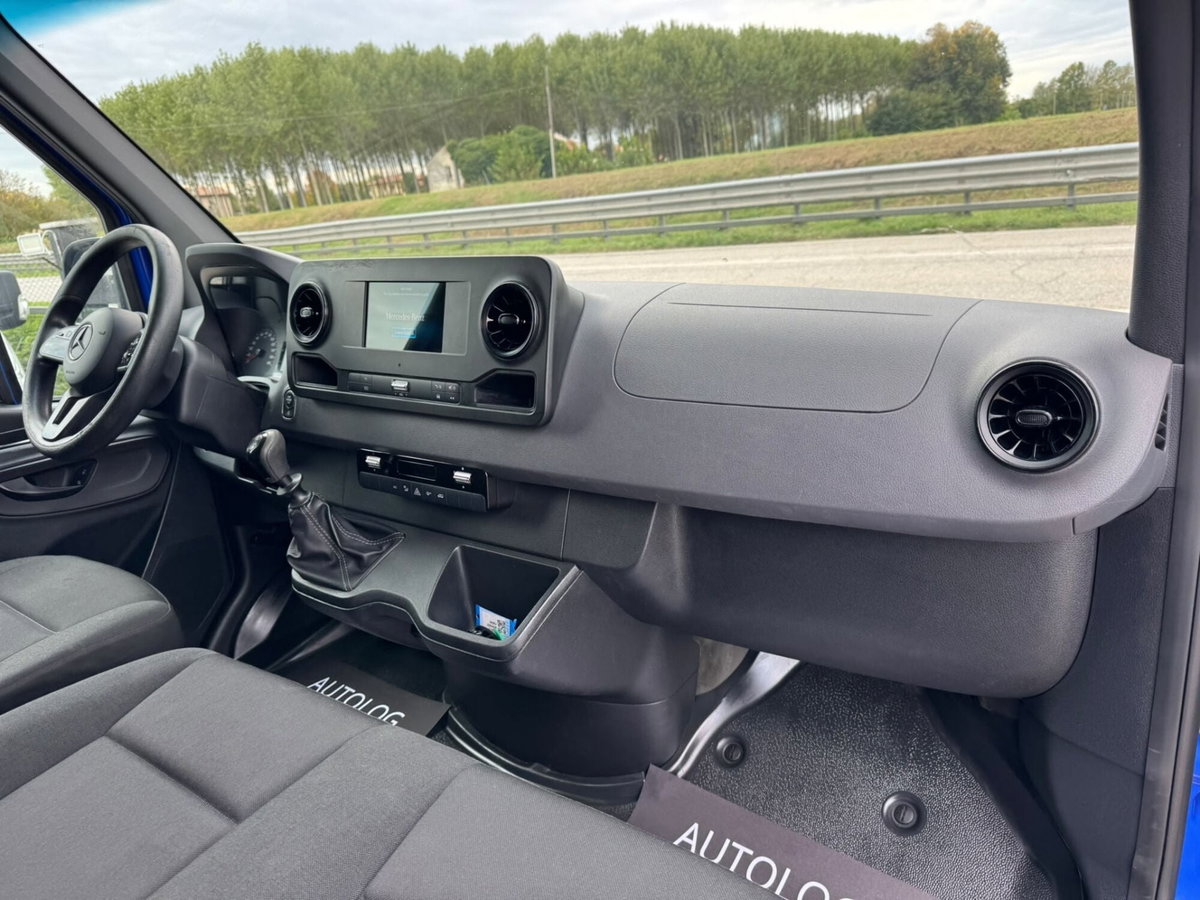Mercedes-Benz Sprinter F39/35 311 CDI FWD TA Furgone (15)