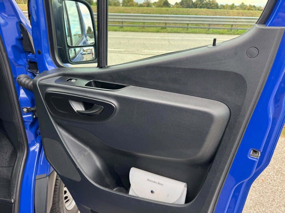 Mercedes-Benz Sprinter F39/35 311 CDI FWD TA Furgone (18)