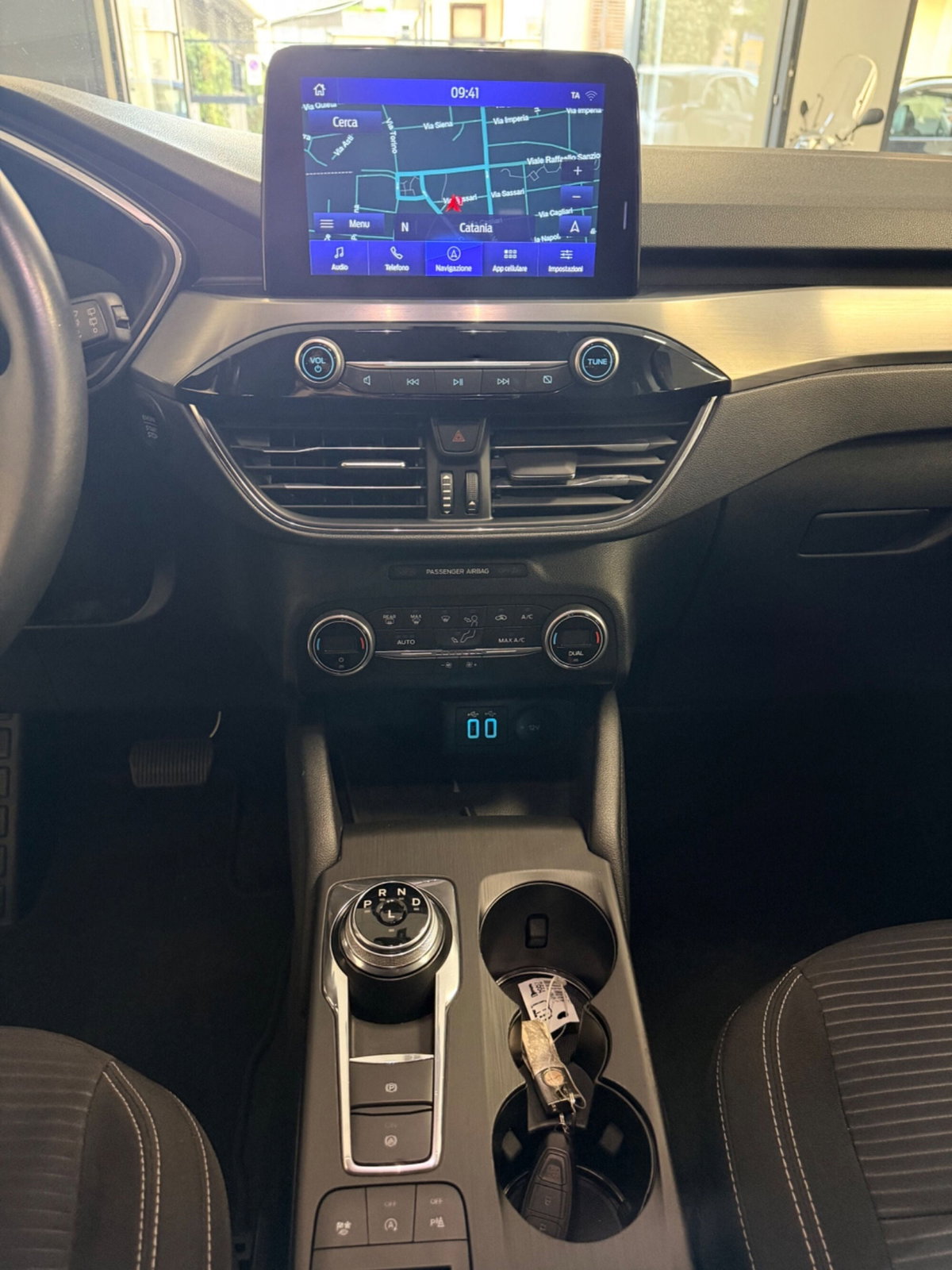 Ford Kuga 1.5 EcoBlue 120 CV 2WD Titanium (11)