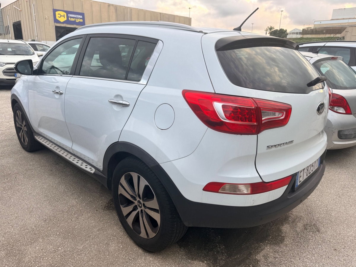 Kia Sportage 1.7 CRDI VGT 2WD Cool (2)
