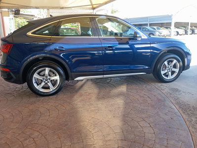 Audi Q5 40 TDI 204 CV quattro S tronic Business (8)