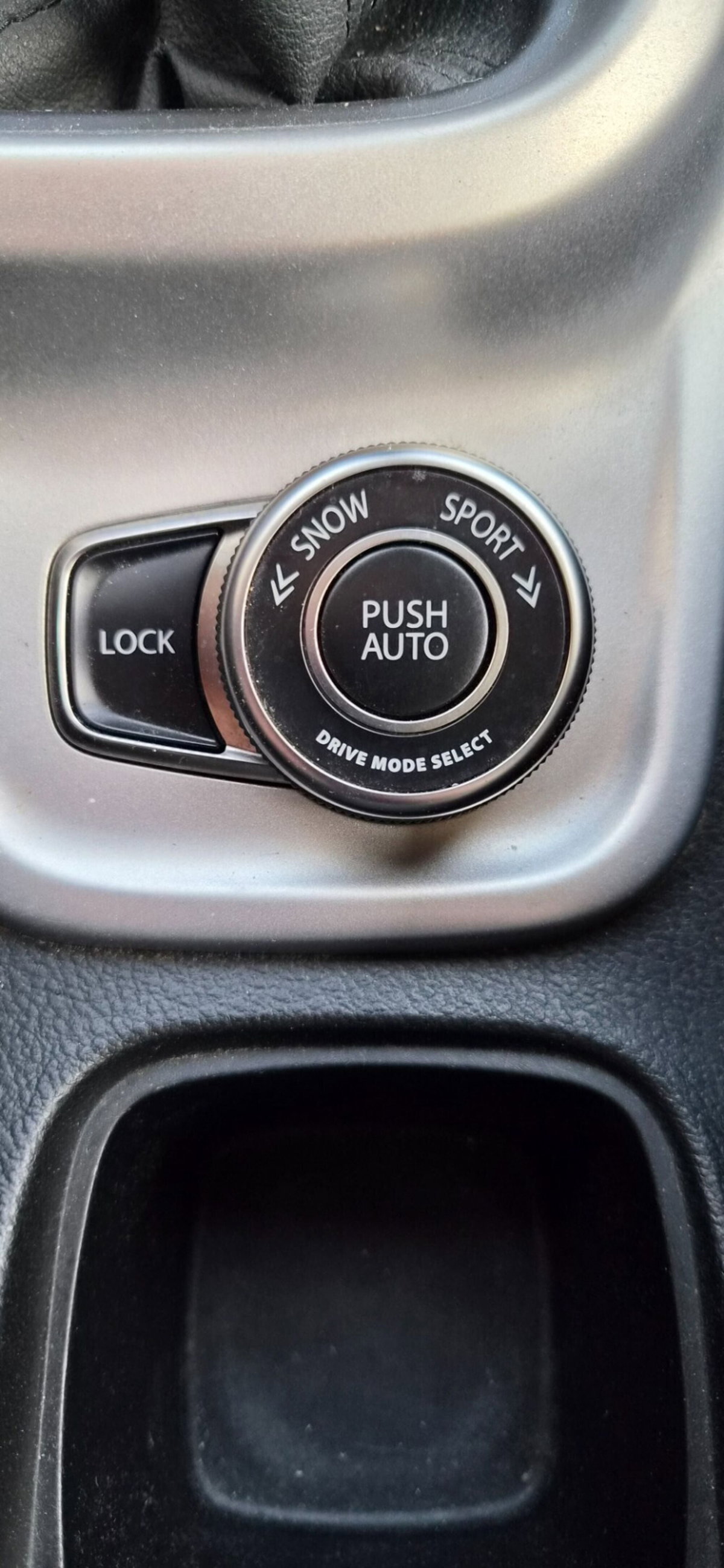 Suzuki Vitara 1.6 DDiS 4WD AllGrip V-Cool (3)