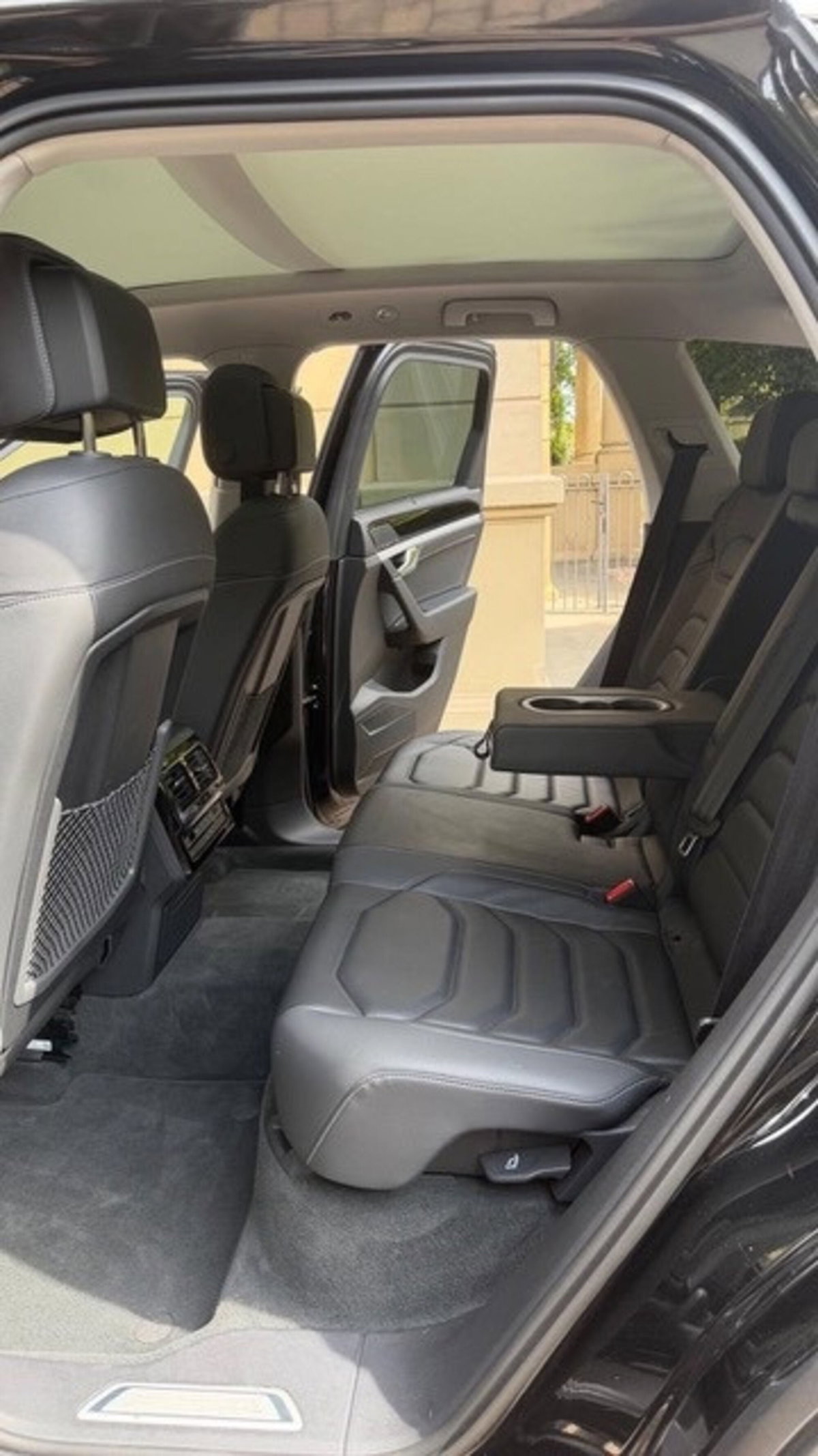 Volkswagen Touareg W12 Sport (8)