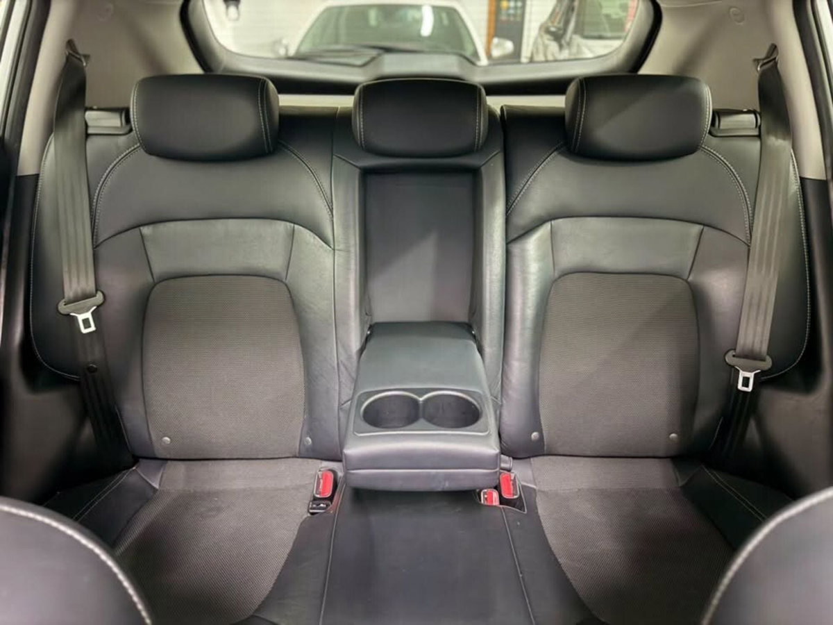 Kia Sportage 1.7 CRDI VGT 2WD Cool (10)