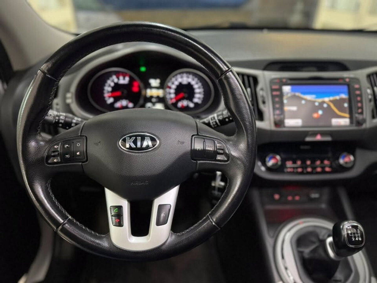 Kia Sportage 1.7 CRDI VGT 2WD Cool (11)