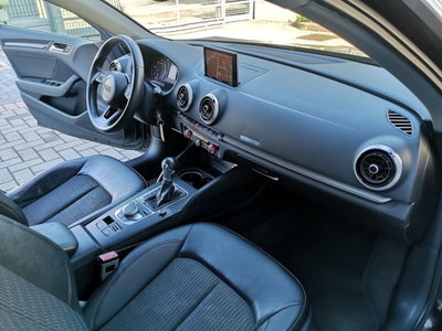 Audi A3 Sportback 1.6 TDI 116 CV S tronic Design (11)